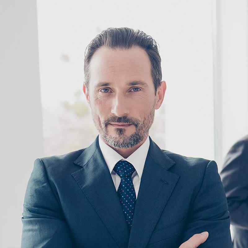 https://nexbiz.net/wp-content/uploads/2019/04/img-people-06.jpg